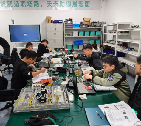 电控柜接线(图1)